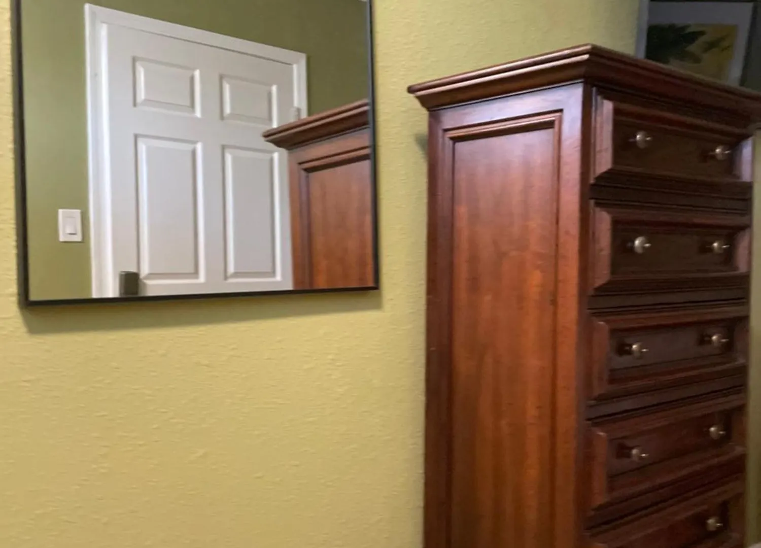 Private Room In Los Angeles With Ac, Strong Wifi, Smart Tv, Work Desk Near Sofi Stadium