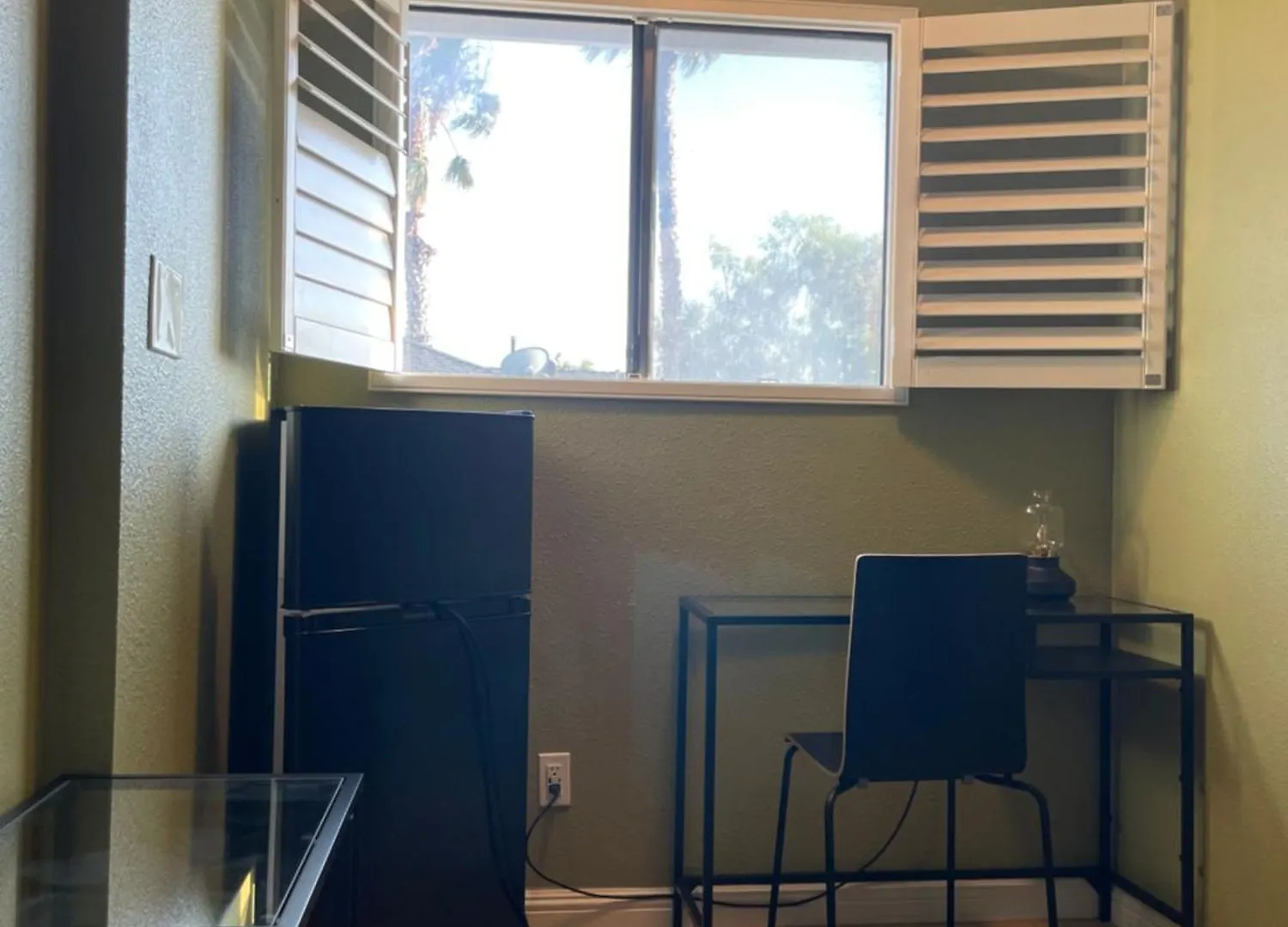 Private Room In Los Angeles With Ac, Strong Wifi, Smart Tv, Work Desk Near Sofi Stadium Homestay